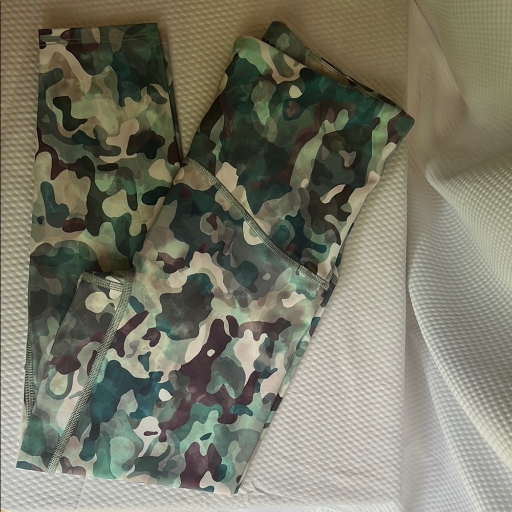 SPANX Blue and Purple Tie-Dye Leggings High-Waisted Athletic - Picture 5 of 5